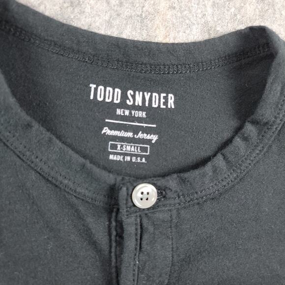 Todd Snyder Premium Jersey Henley T-Shirt size XS Black Short Sleeve USA *Read* - Picture 8 of 10